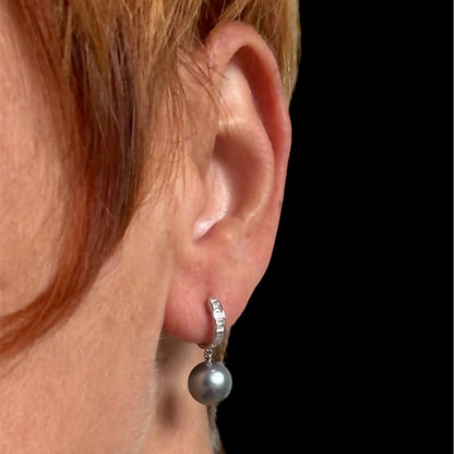 diamond earrings with Tahitian pearl