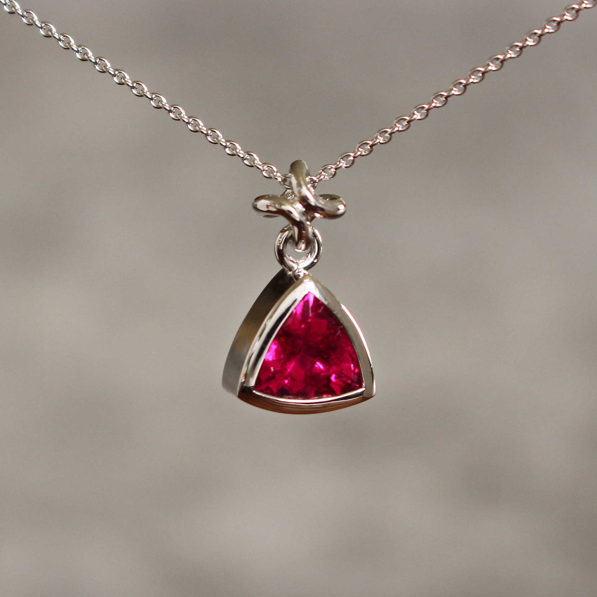 Pendant with Rubellite (Tourmaline) White Gold